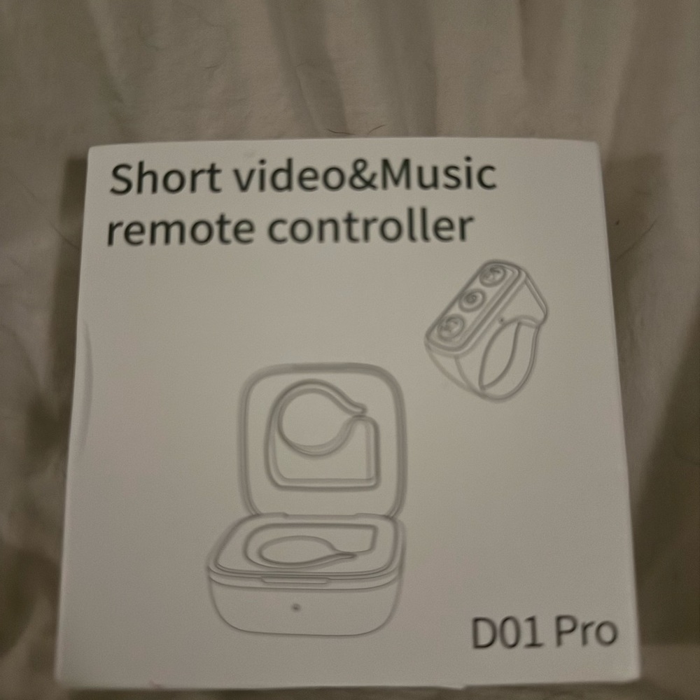 D01 Pro Short Video & Music Remote Controller - White